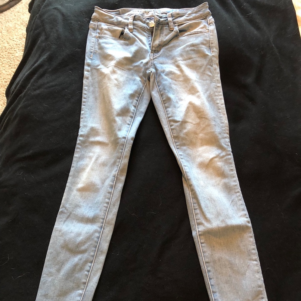 Light Wash AE Skinny Jeans